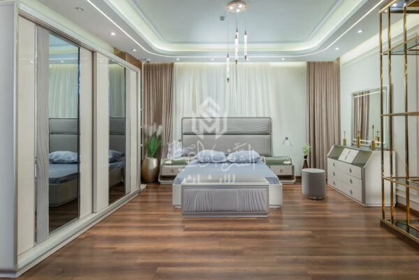 "Farah" bed room