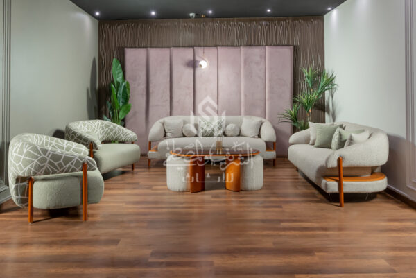 "Buff" livingroom