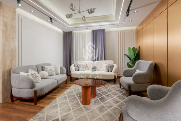 "Story" livingroom